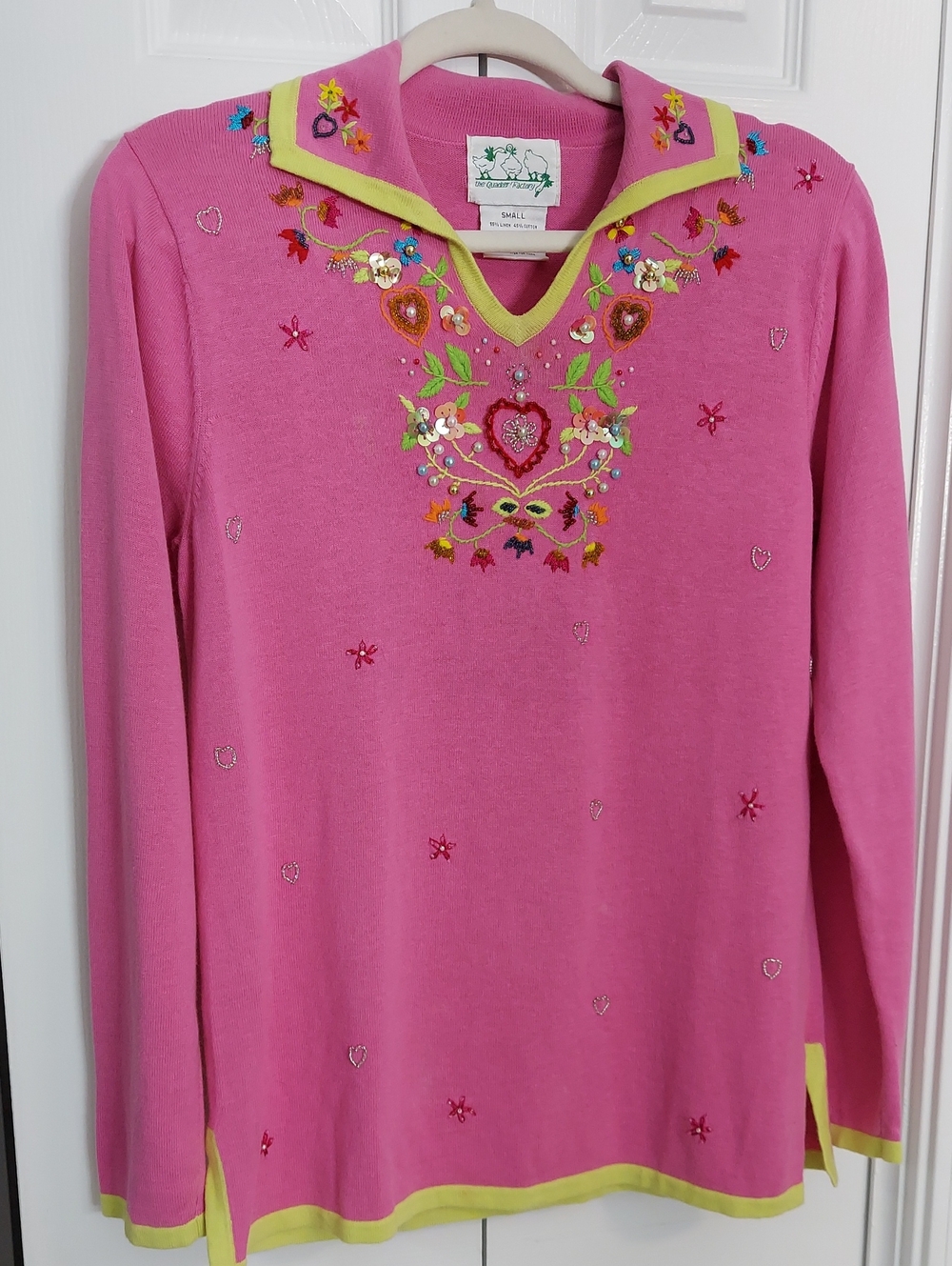 Quacker Factory Knit Top, Vintage, Embroidered, Hearts, Sequins, Pink